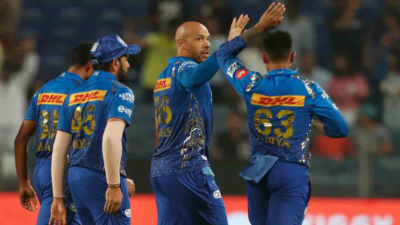 MI vs KKR | తొలి వికెట్ కోల్పోయిన కోల్‌కతా.. రహానే అవుట్