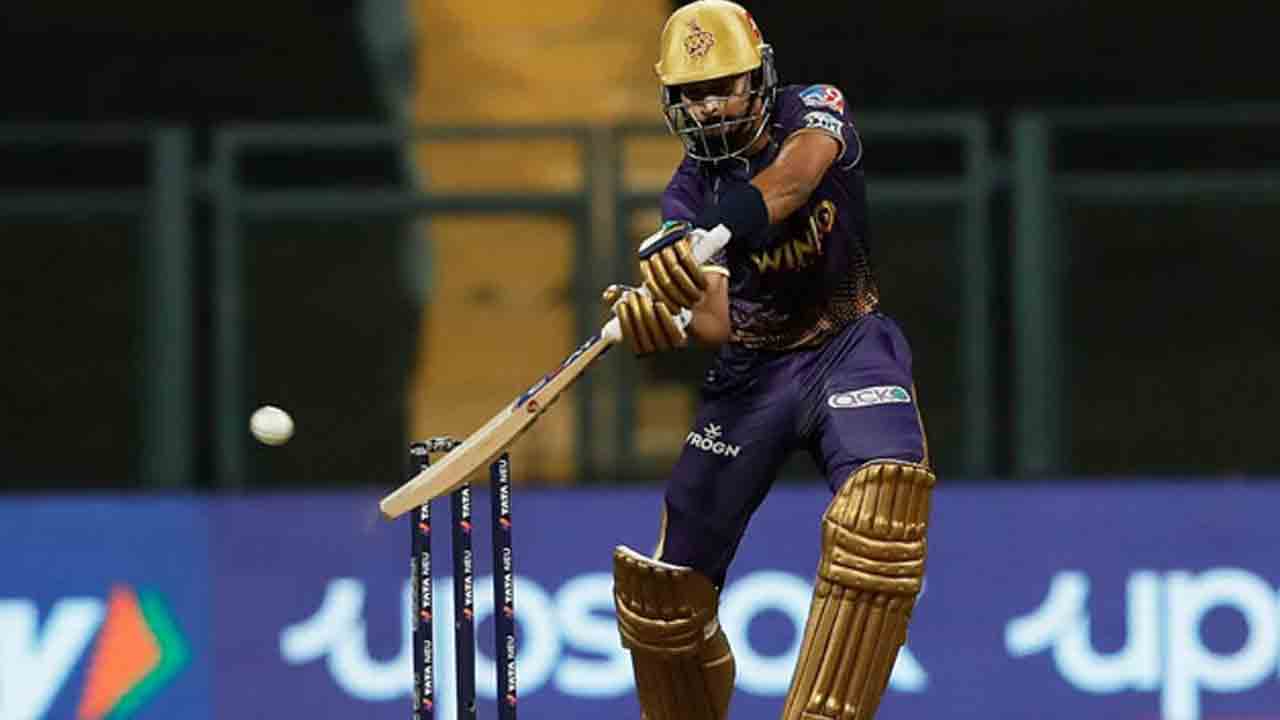 MI vs KKR | పవర్‌ప్లేలో రెండు వికెట్లు కోల్పోయిన కోల్‌కతా.. కెప్టెన్ అయ్యర్ అవుట్