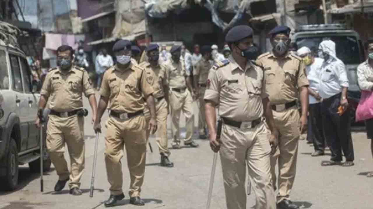 మహారాష్ట్రలో రెండు వర్గాల మధ్య ఘర్షణ… అచల్‌పూర్‌లో కర్ఫ్యూ