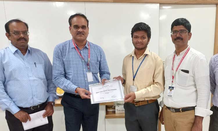 హ్యాకర్స్‌ పరీక్షలో మల్లారెడ్డి విద్యార్థి టాప్‌