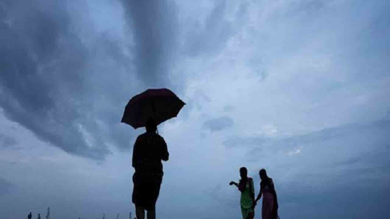 రైతులకు తీపికబురు.. నైరుతి రుతుపవనాలతో సాధారణ వర్షాపాతం