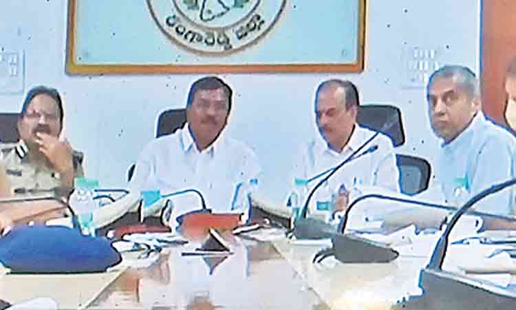 నకిలీ విత్తనాలపై అప్రమత్తంగా ఉండాలి