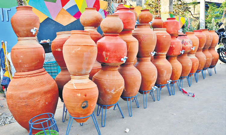 వంటింట్లో మట్టి సువాసనలు