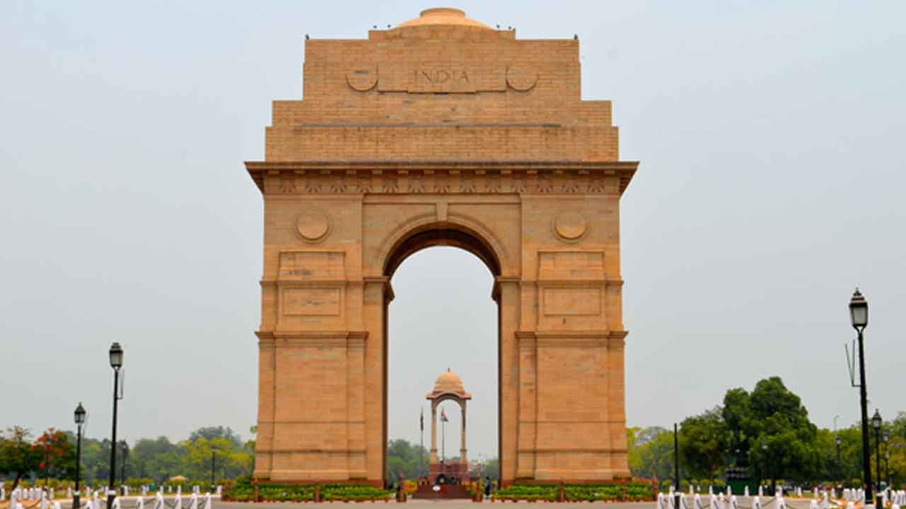 ఢిల్లీని ఎన్‌సీఆర్‌గా మార్చిన సవరణ ఏది?