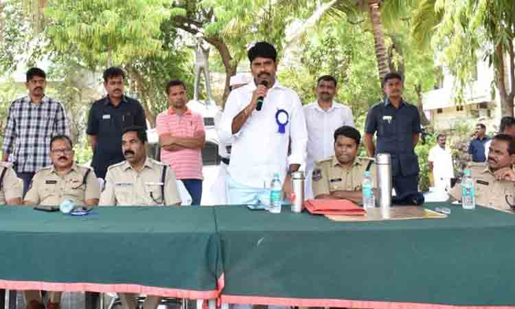 కొలువులకు కసరత్తు