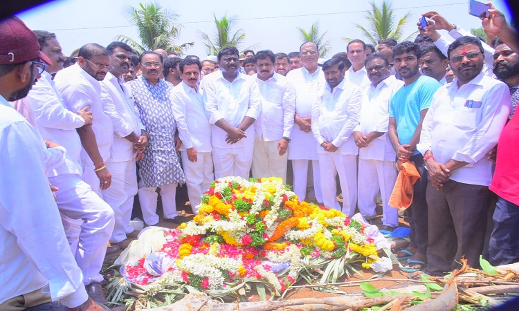 ఎమ్మెల్యే చిరుమర్తికి ఓదార్పు