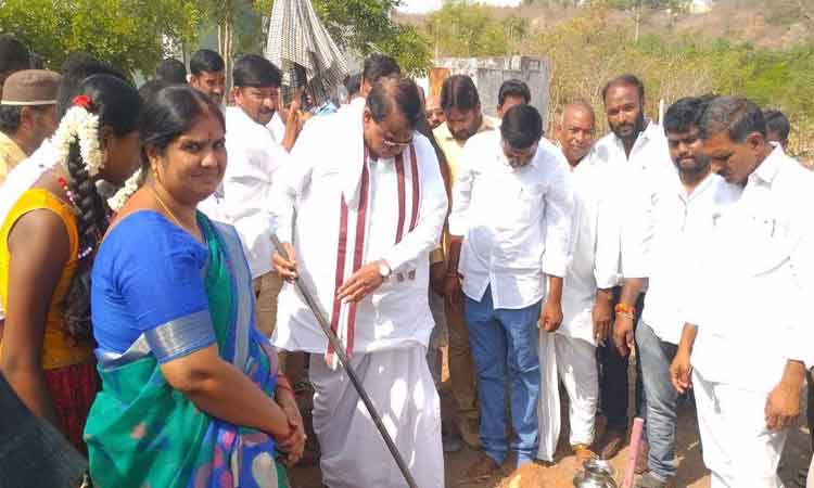 పేదలందరికీ గూడు కల్పిస్తాం