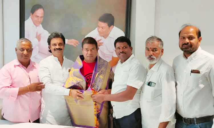 సిద్ధులగుట్ట ఘాట్‌రోడ్డు లైటింగ్‌కు రూ.40 లక్షలు మంజూరు