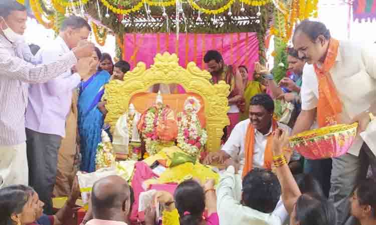 వైభవంగా శ్రీరామనవమి వేడుకలు