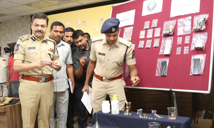 డ్రగ్స్‌కు విద్యార్థి బలి