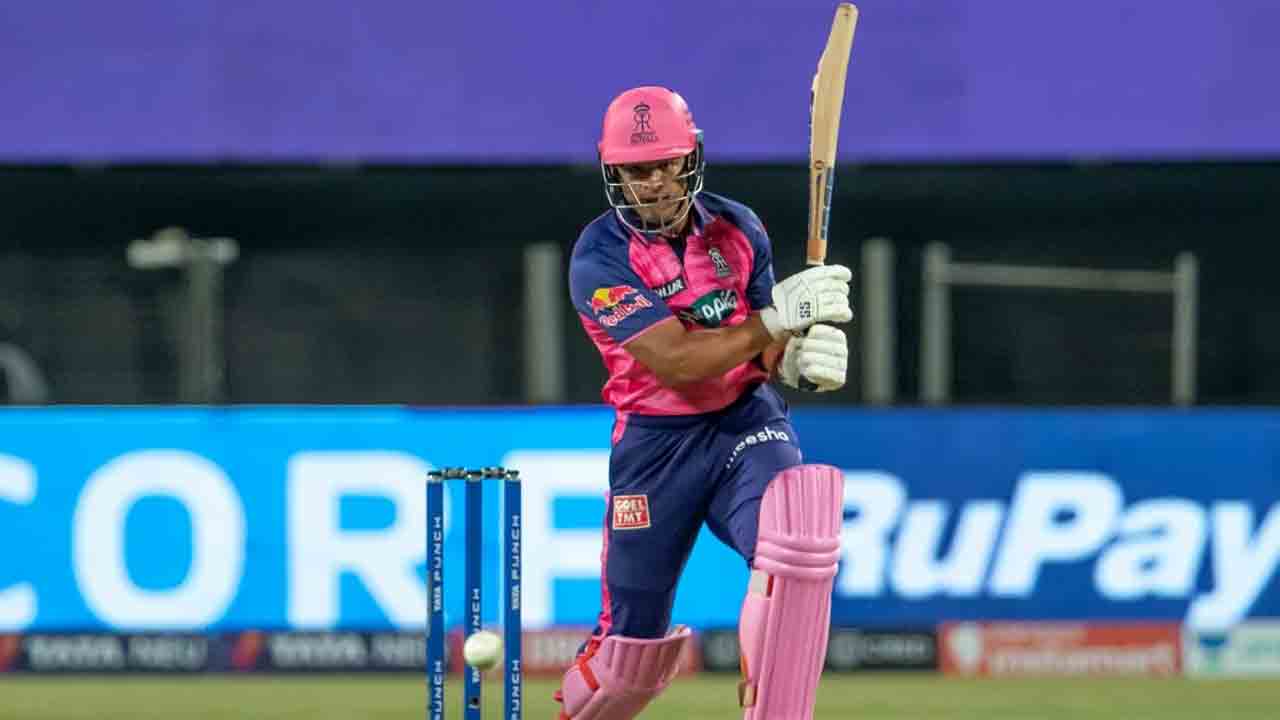 RCB vs RR | పరాగ్ ఒంటరి పోరాటం.. బెంగళూరు టార్గెట్ ఎంతంటే?