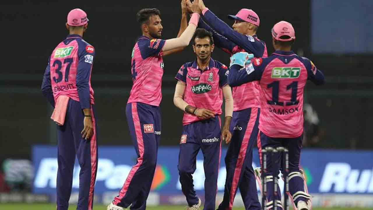 RR vs LSG | హోల్డర్ కూడా అవుట్.. మూడో వికెట్ కోల్పోయిన లక్నో