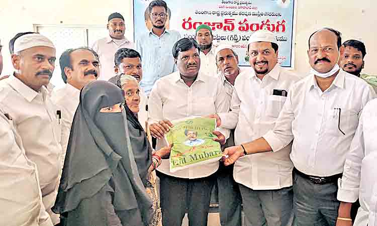పేదల అభ్యున్నతికే సంక్షేమ పథకాలు