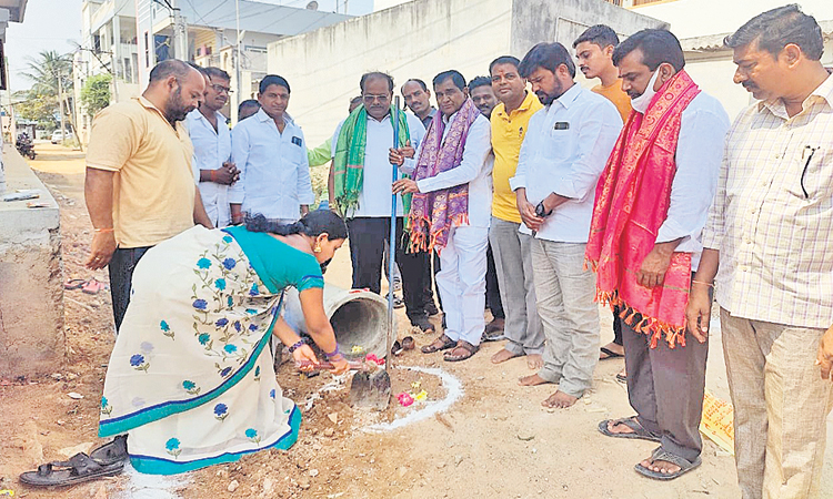 అభివృద్ధితో మరింత సుందరంగా మున్సిపాలిటీ