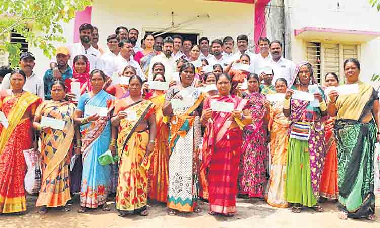 మహిళా సాధికారతే ప్రభుత్వ ధ్యేయం