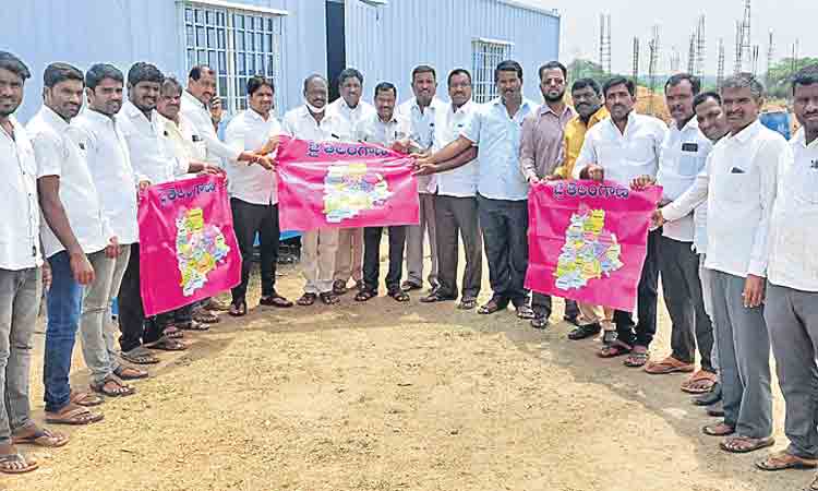 ఆవిర్భావ వేడుకలకు అంతా సిద్ధం