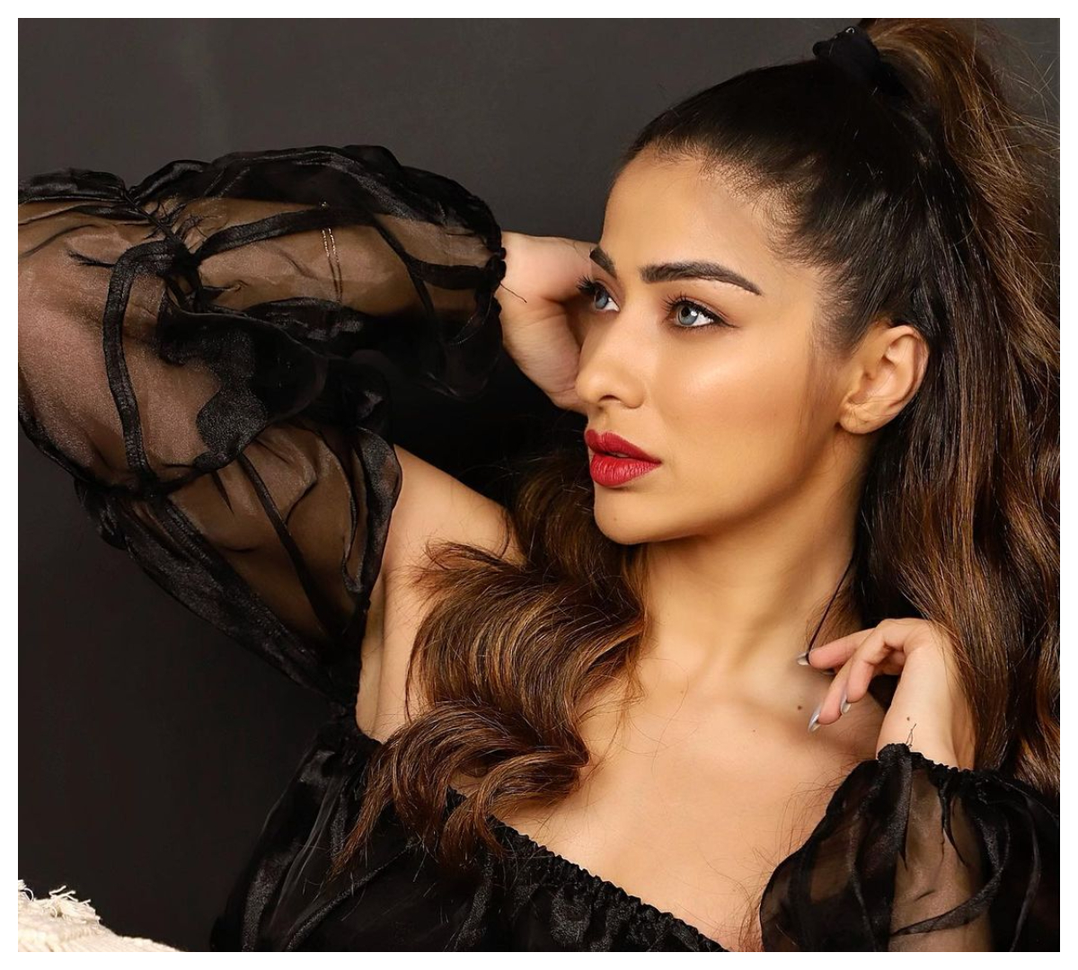 Raai Laxmi | బ్లాక్ క‌ల‌ర్ డ్రెస్‌లో రాయ్ లక్ష్మీ బ్యూటిఫుల్ ఫొటోస్‌..