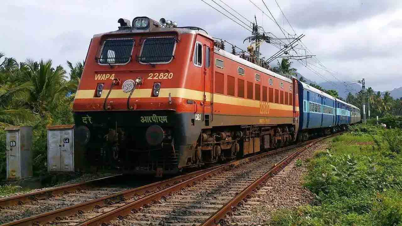 Indian Railways | రాయితీ ర‌ద్దుతో రైల్వేస్‌కు అద‌న‌పు ఆదాయం ఎంతంటే?!