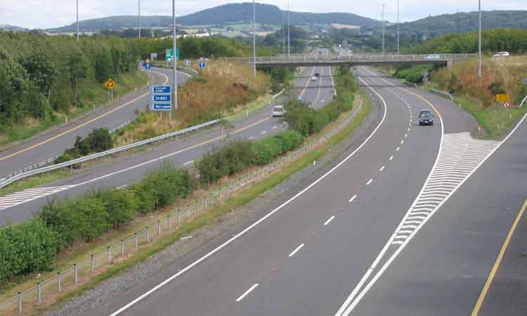 మంజూరు 3300 కోట్లు.. ఇచ్చింది 1744 కోట్లు