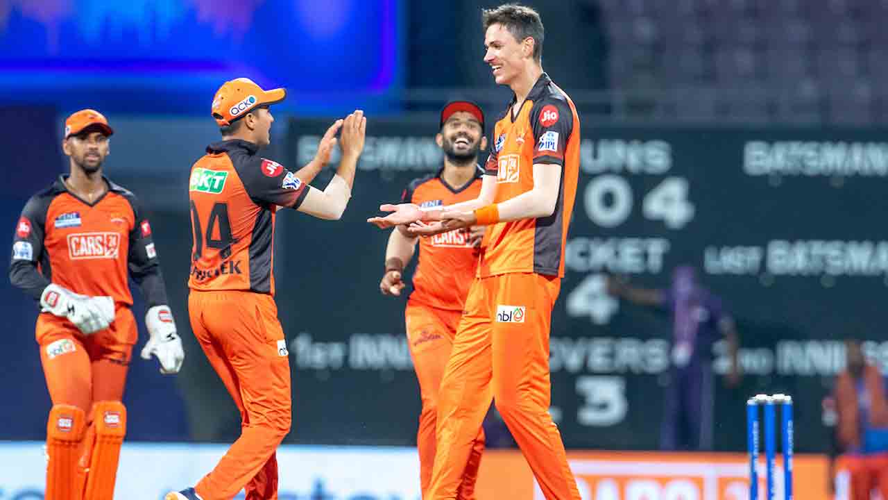 SRH vs GT | మిల్లర్ కూడా అవుట్.. ఒంటరి పోరాటం చేస్తున్న హార్దిక్