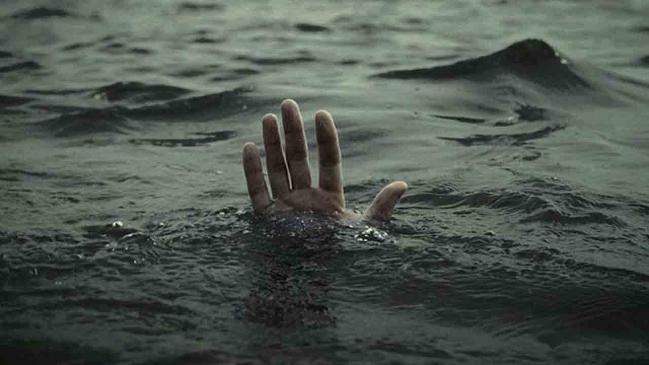 ఎస్సారెస్పీ కాలువలో ఇద్దరు యువకులు గల్లంతు