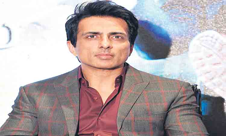 ప్రతిక్షణం మాతోనే