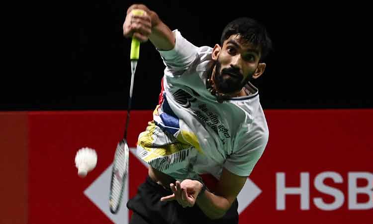 క్వార్టర్స్‌లో శ్రీకాంత్‌, సింధు