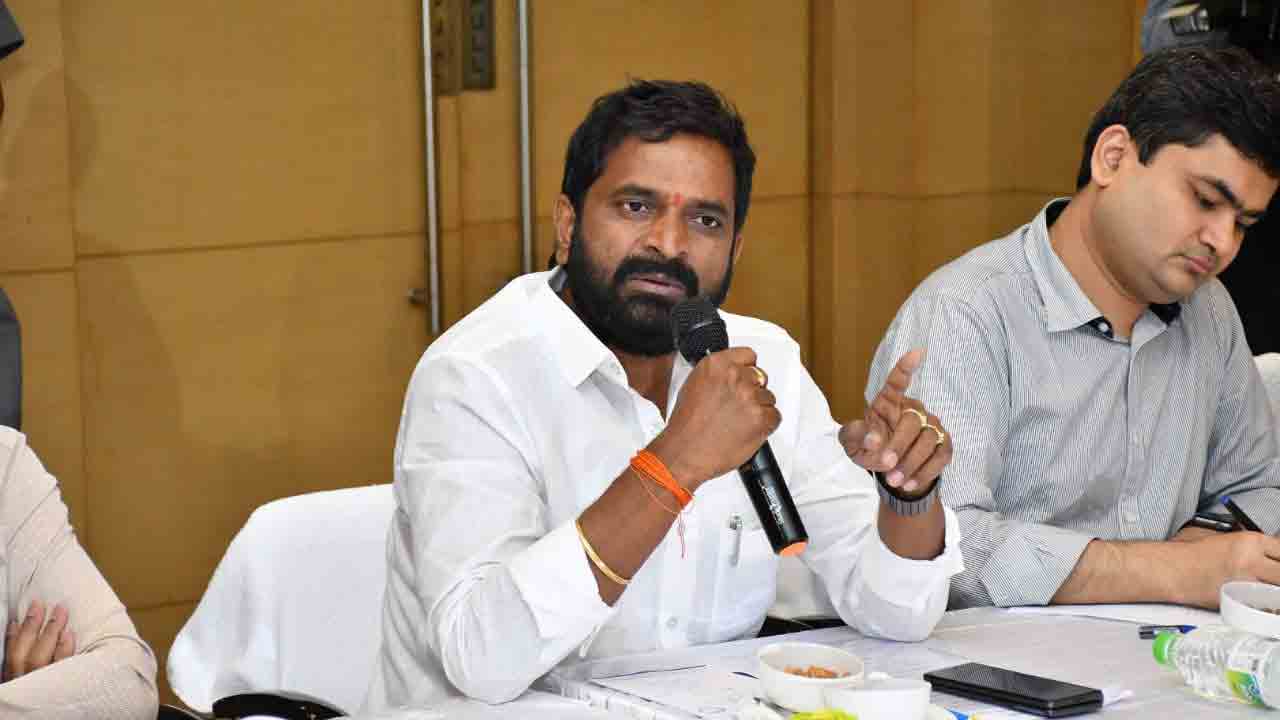 ప‌బ్‌ల‌పై ప్ర‌త్యేక నిఘా.. చ‌ట్టాన్ని అతిక్ర‌మిస్తే పీడీ యాక్ట్ : మంత్రి శ్రీనివాస్ గౌడ్