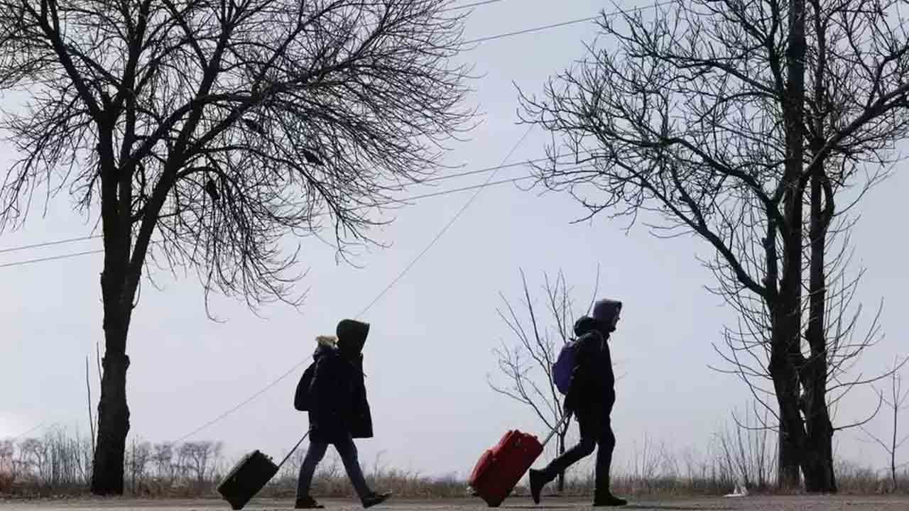 50 రోజుల్లో దేశం వదిలి వెళ్లిన 47 లక్షల మంది ఉక్రేనియన్లు