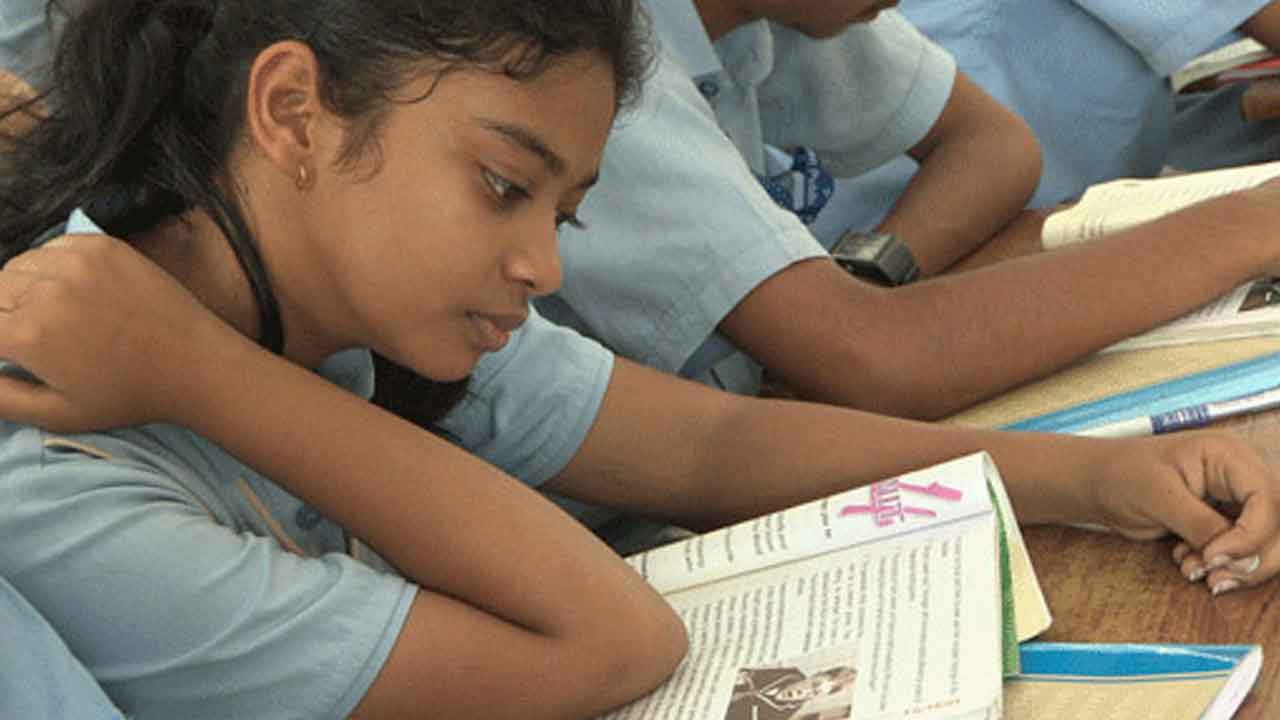 లిపిని మౌనంగా చదివే విధానాన్ని ఏమంటారు?