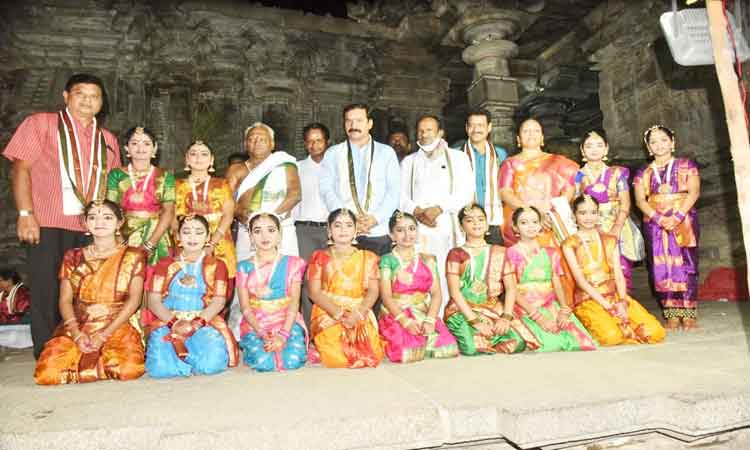 భద్రకాళి ఆలయంలో వసంత నవరాత్రోత్సవాలు