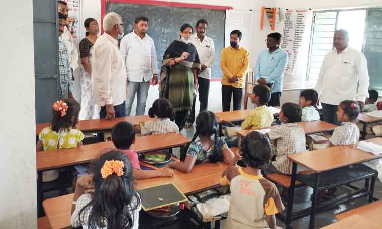 సర్కారు బడుల్లో సౌకర్యాల కల్పన