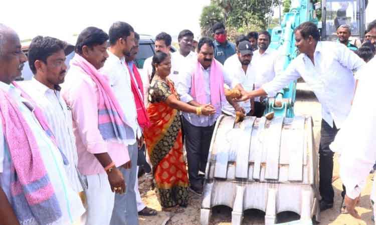 ధాన్యం కొనేవరకు ఉద్యమం ఆగదు