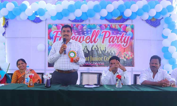 పట్టుదలతో చదివితే ఏదైనా సాధ్యం