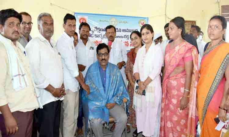 పోషకాహార లోపాన్ని నివారించాలి