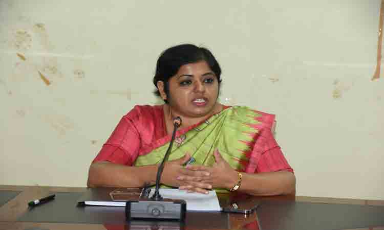 బయోమెడికల్‌ వ్యర్థాలను తొలగించాలి