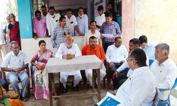 ప్రభుత్వ బడుల బలోపేతానికి సీఎం కేసీఆర్‌ కృషి