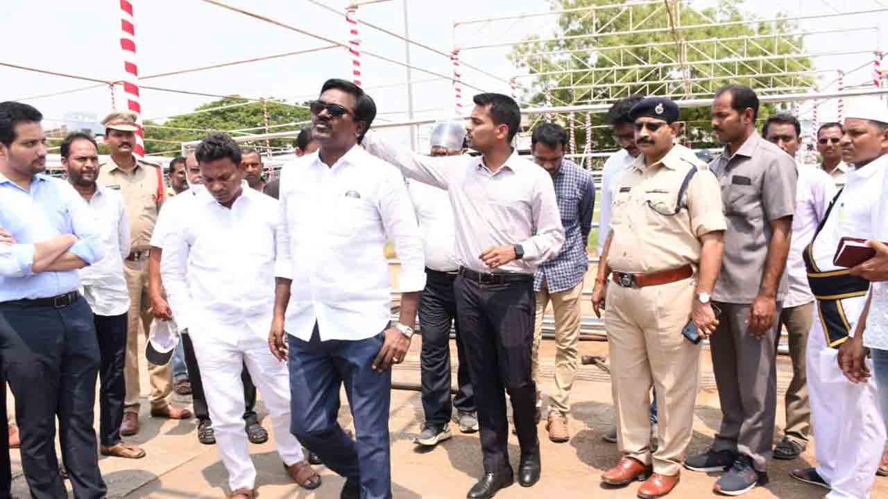 అంగరంగ వైభవంగా సీతారాముల కల్యాణం : మంత్రి పువ్వాడ