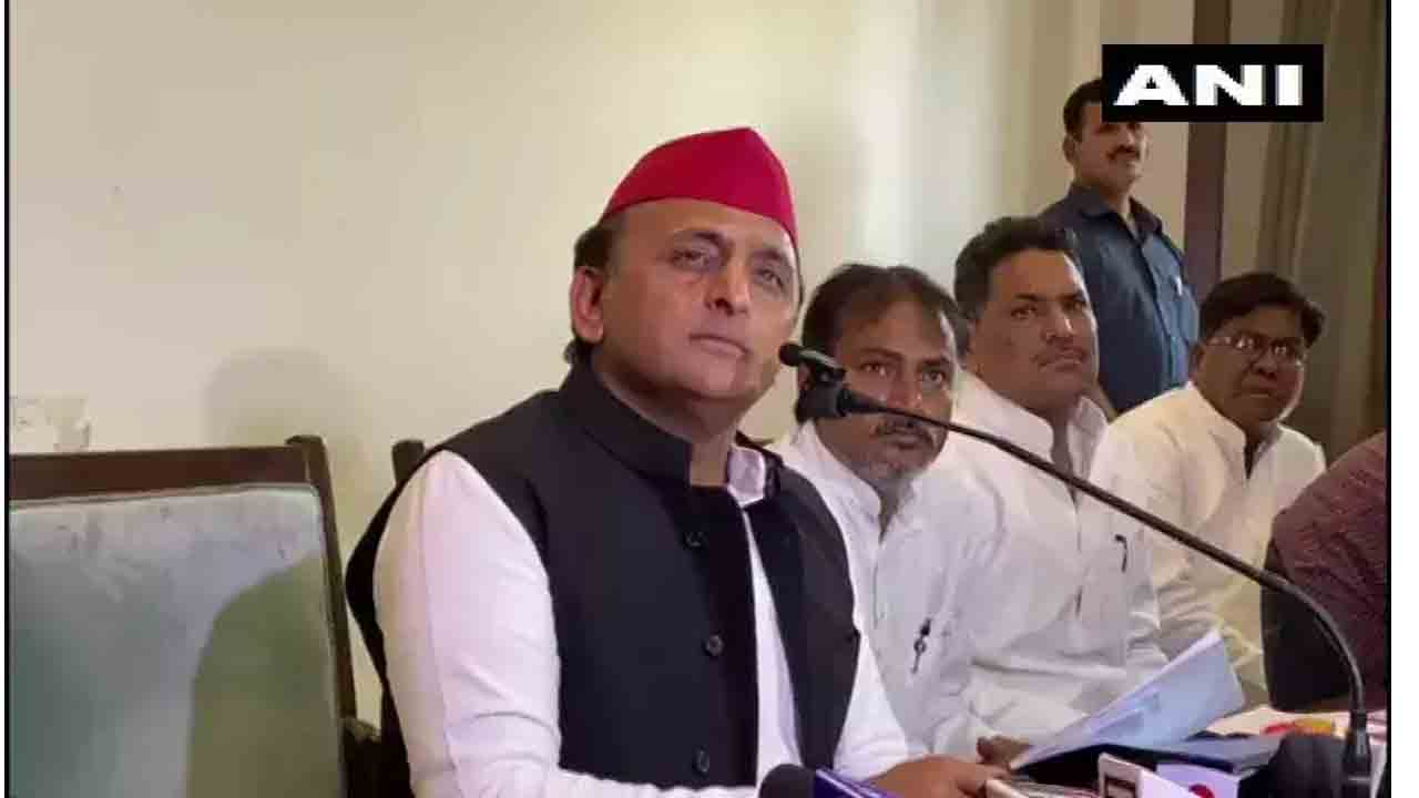 గోర‌ఖ్‌నాధ్ ఆల‌యంపై దాడి కేసు : కాషాయ పార్టీపై అఖిలేష్ ఫైర్‌