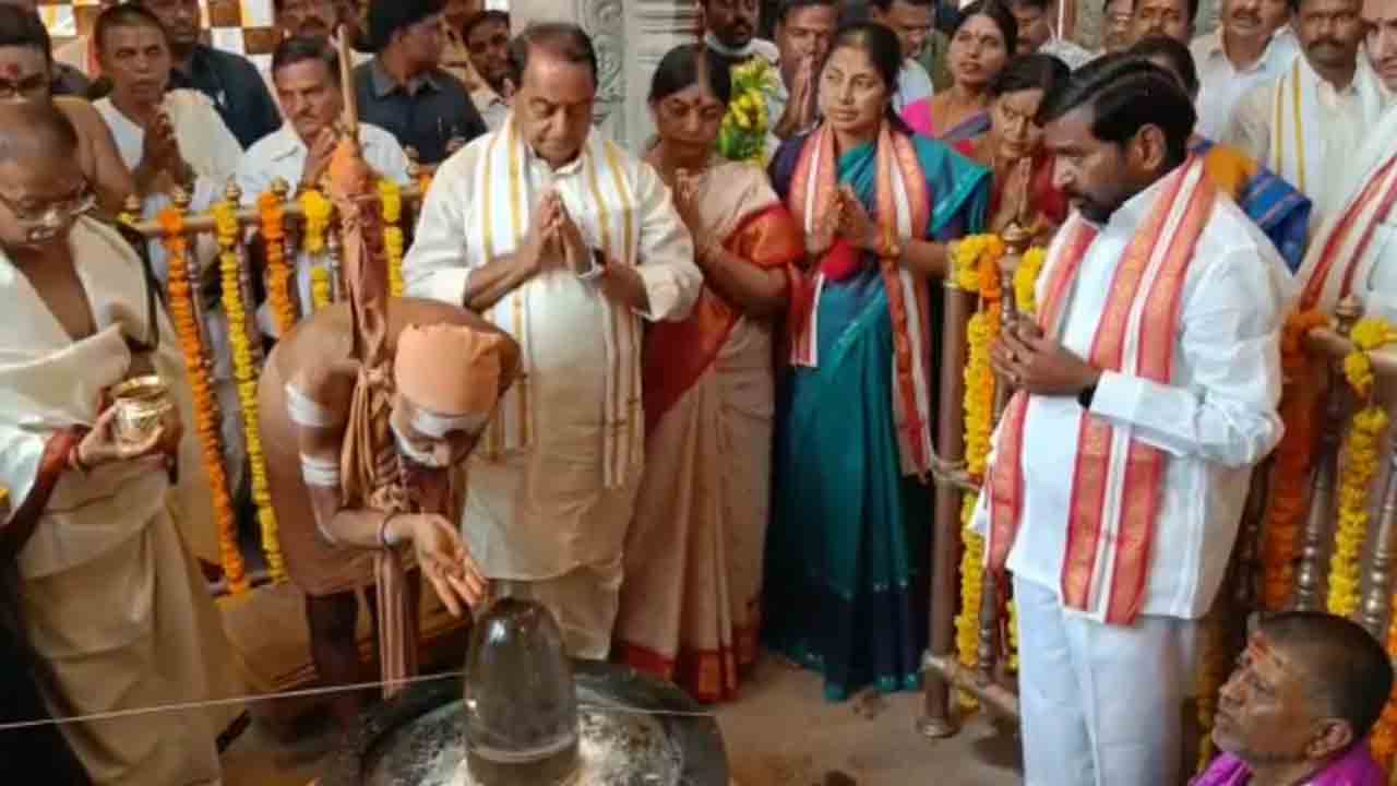 Yadadri temple | యాదాద్రిలో వైభవోపేతంగా మహా కుంభాభిషేకం ఉత్సవాలు