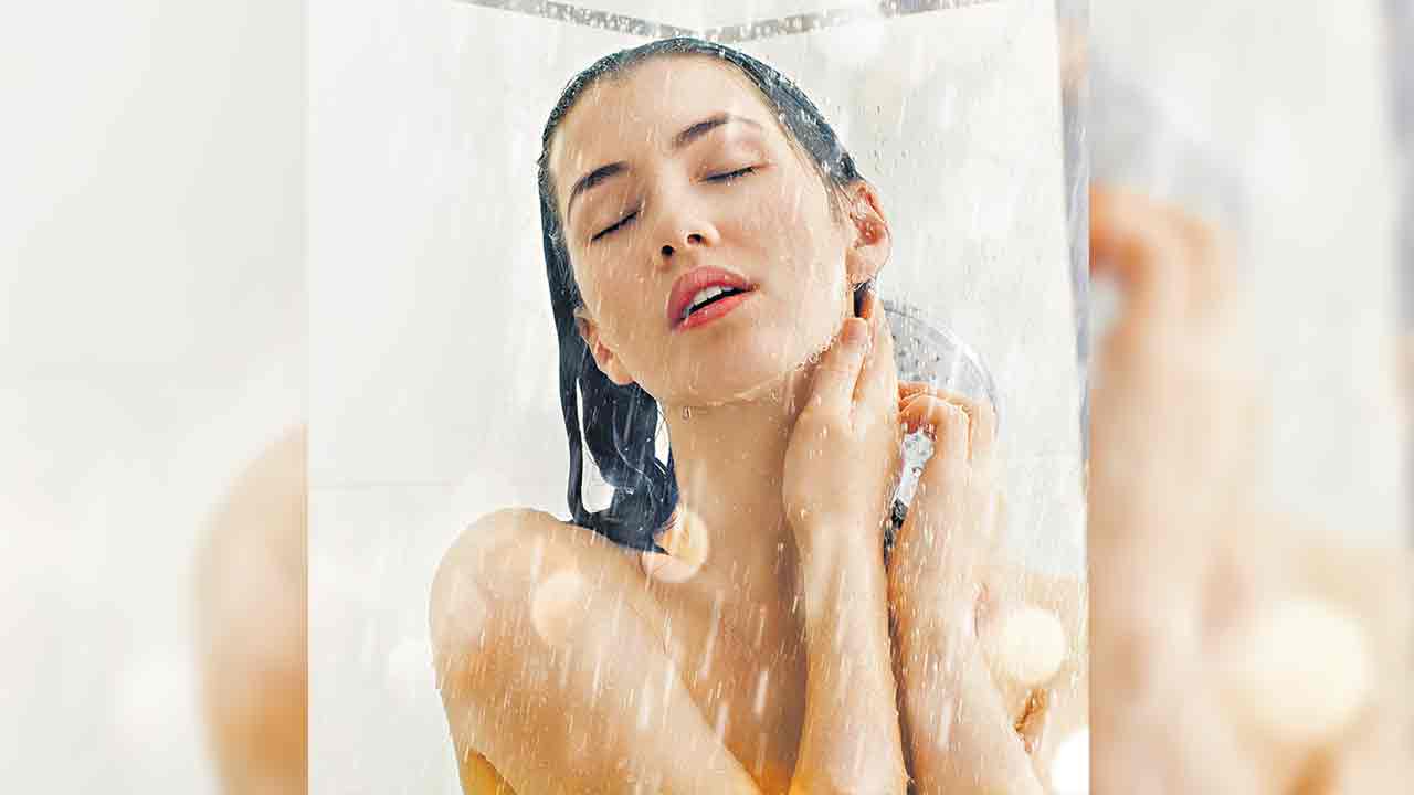 ఎలా ప‌డితే అలా స్నానం చేయొద్దు.. ఈ జాగ్ర‌త్త‌లు తీసుకోవాల్సిందే