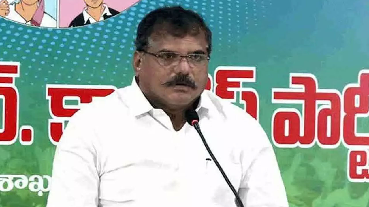 చంద్ర‌బాబు హ‌యాంలోనే మ‌ధుర‌వాడ భూ కేటాయింపులు :  బొత్స