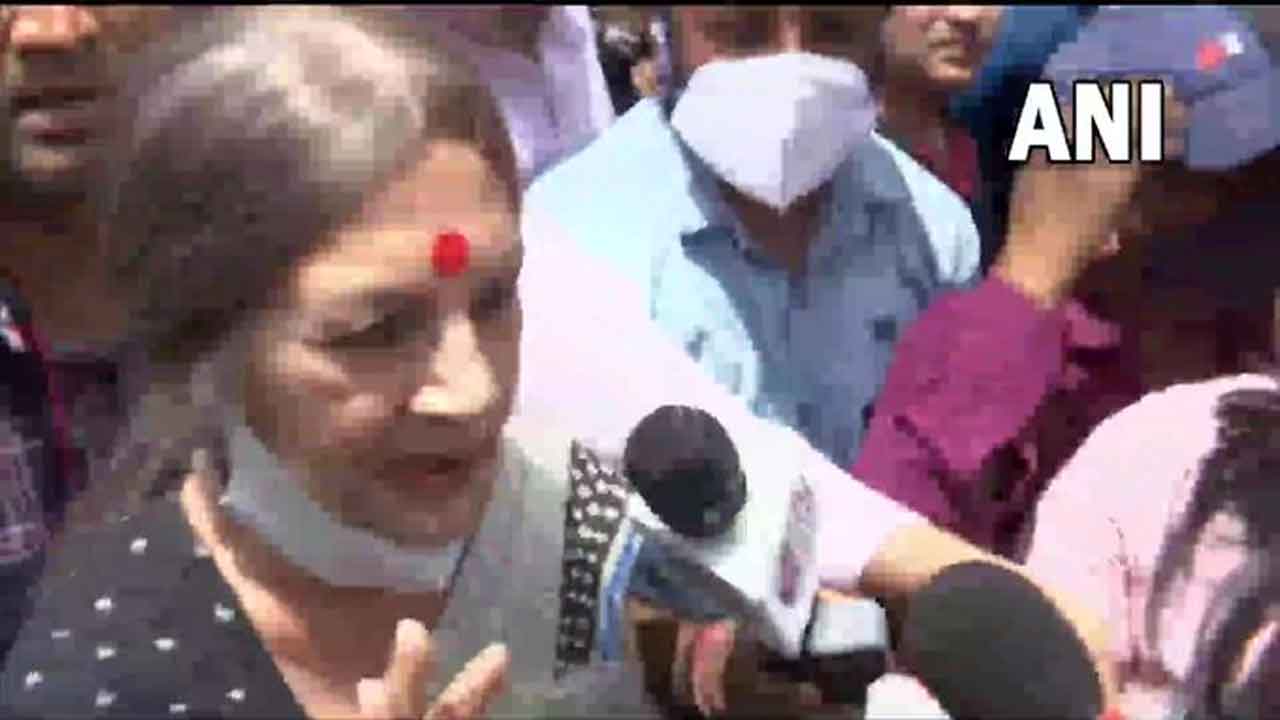 సుప్రీం ఆదేశాల‌ను బుల్డోజ్ చేయ‌కండి:  బృందా కార‌త్‌