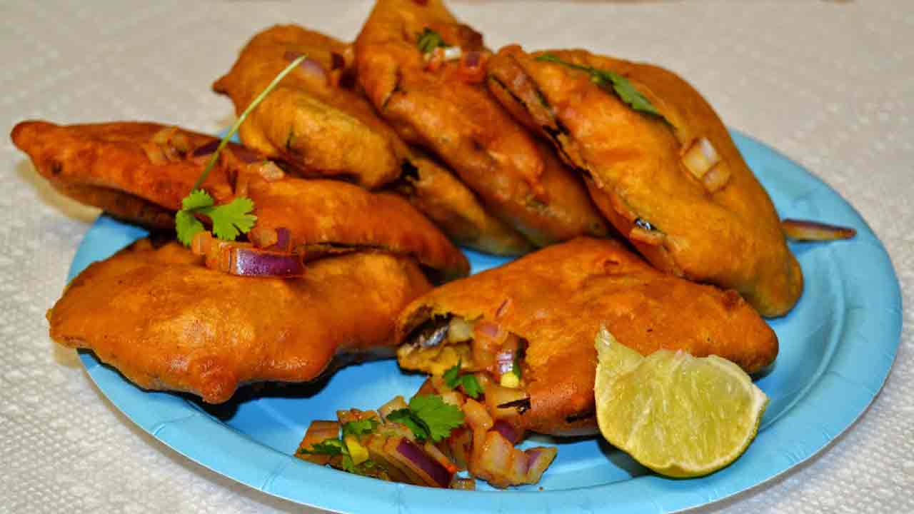 Vankaya Bajji Recipe | వంకాయ బజ్జీ తయారీ విధానం