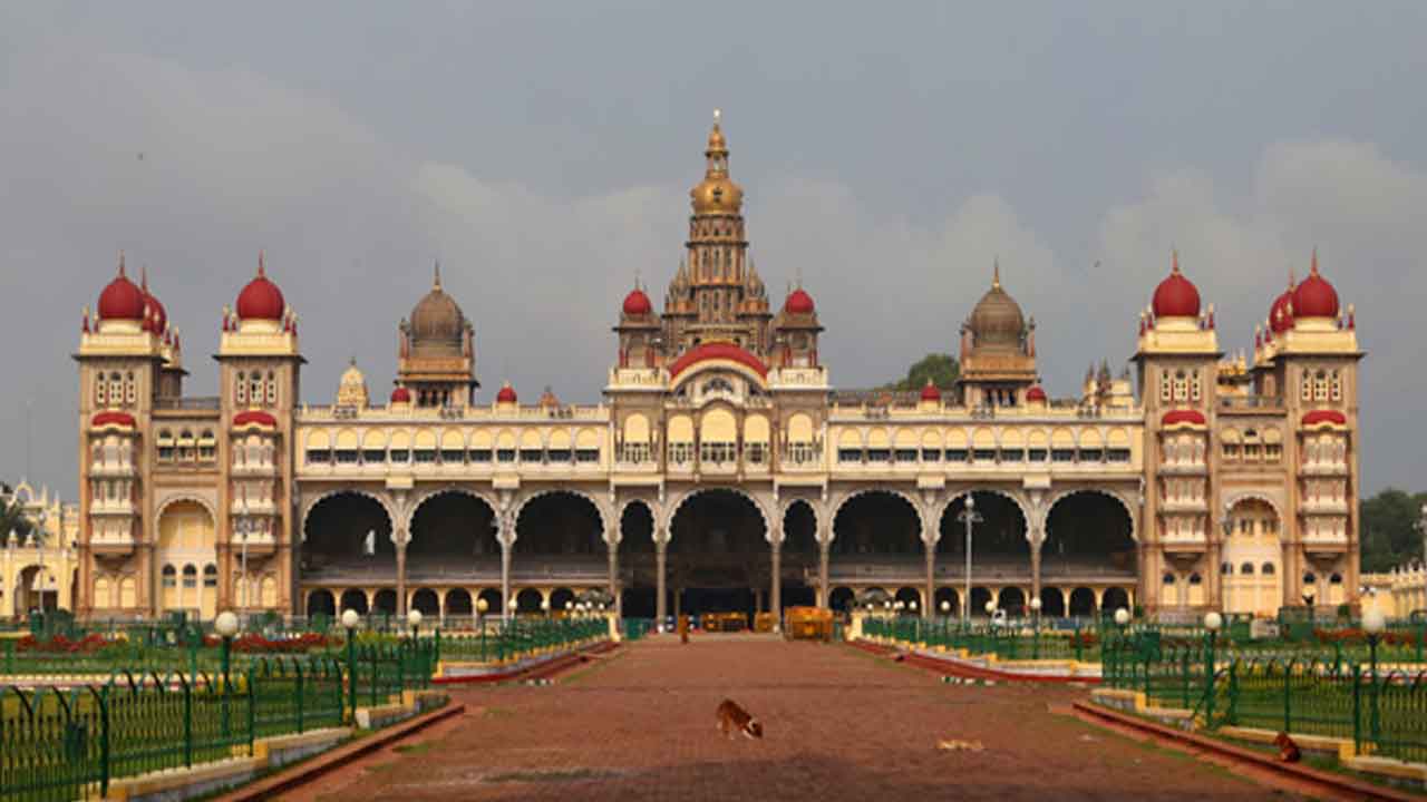 వేళ్లూనుకున్న బ్రిటిష్ పాలన