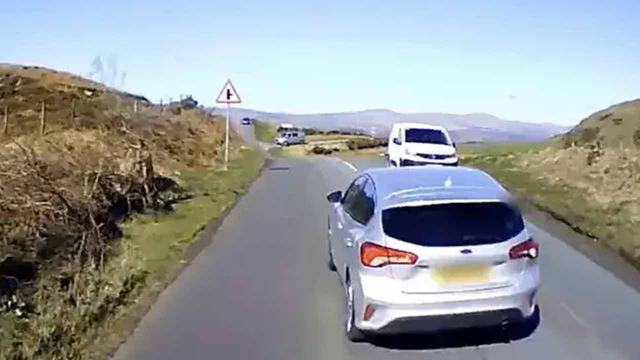 Viral video:  మీరెప్పుడూ చూడ‌ని అత్యంత‌ ప్ర‌మాద‌క‌ర డ్రైవింగ్ ఫుటేజీ ఇదే!!