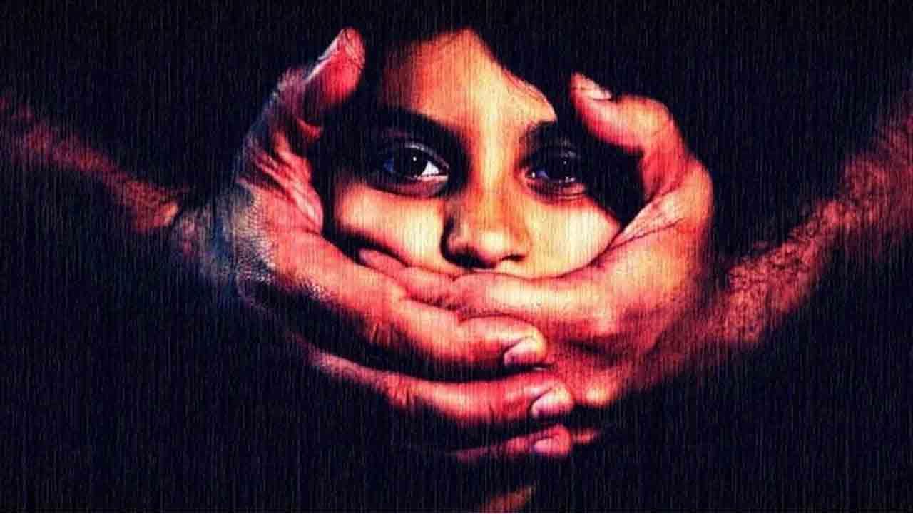 దారుణం : బాలుడిపై లైంగిక దాడి ఆపై హ‌త్యాయ‌త్నం