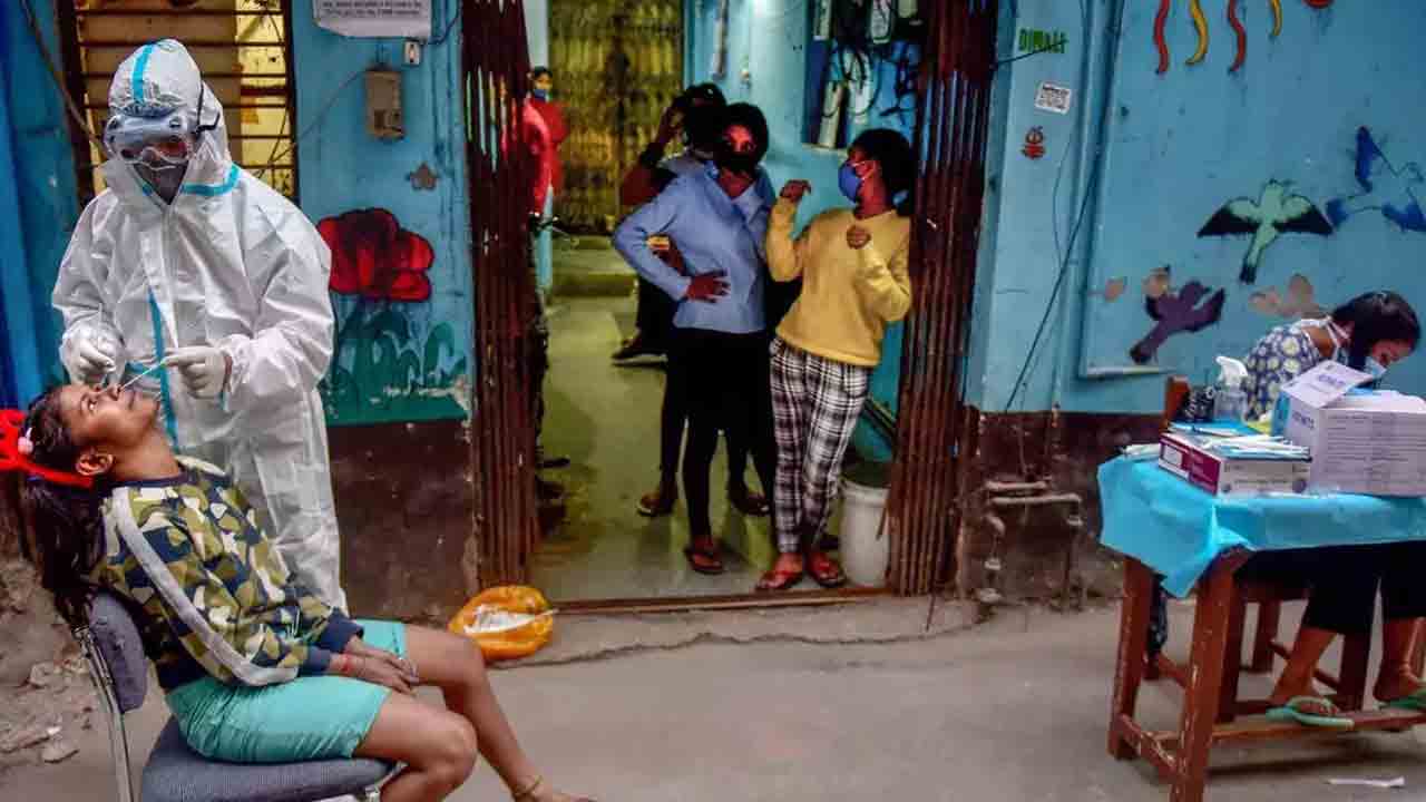 దేశంలో మరోసారి 2 వేలు దాటిన కరోనా కేసులు