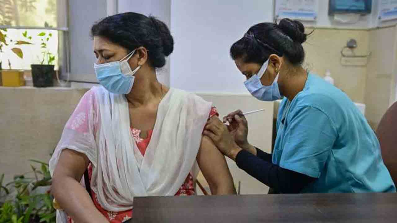 దేశంలో కొత్తగా 861 మందికి కరోనా పాజిటివ్‌