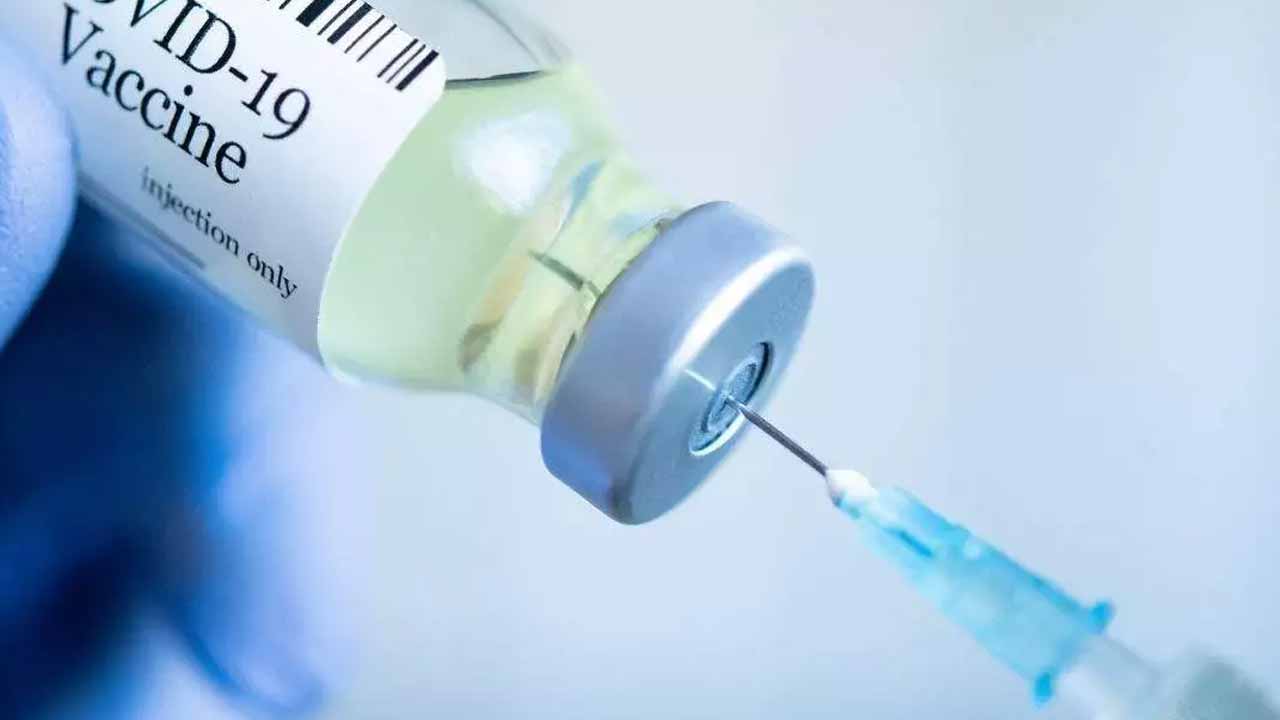 Viral news: 60 ఏళ్ల వృద్ధుడు 90 సార్లు కొవిడ్ వ్యాక్సిన్ తీసుకున్నాడు.. ఎందుకో తెలిస్తే షాక్ అవుతారు..!!